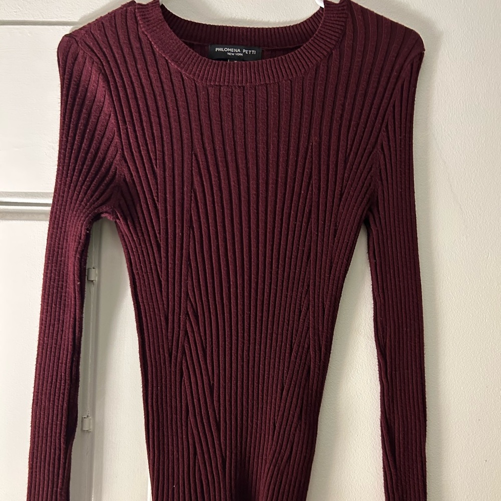 Excellent condition long sleeve light sweater